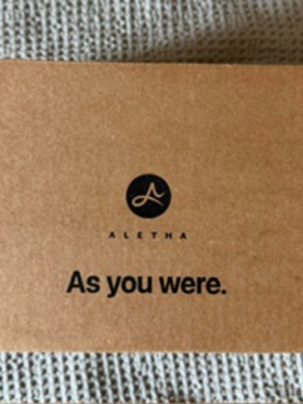Aletha Hip Hook Muscle Release Tool w/ Original Box & Accessories - Picture 3 of 3